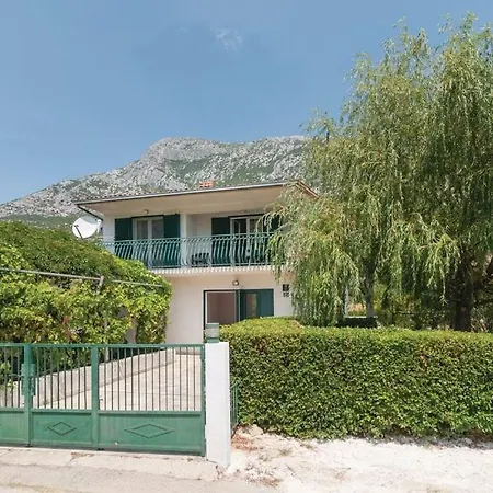 House Nada